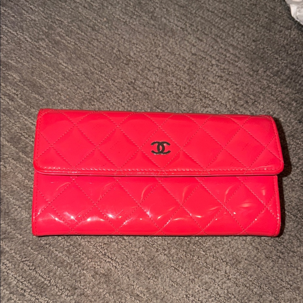 CHANEL Vibrant Red Quilted Wallet